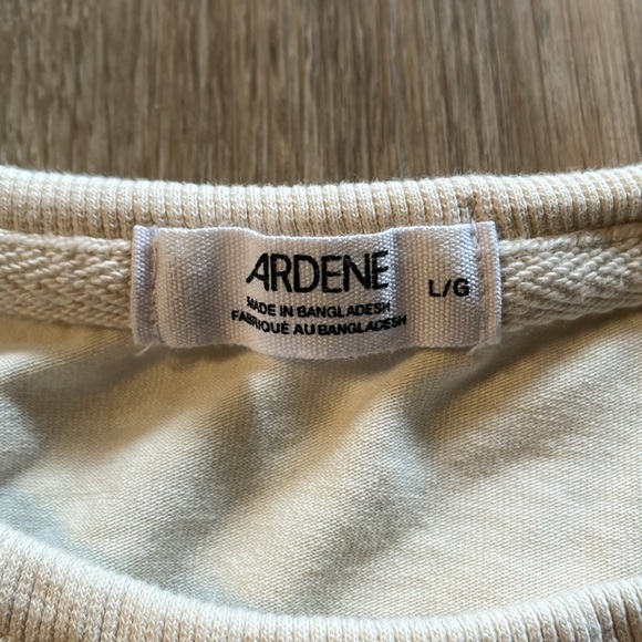 Ladies crop - Picture 2 of 2